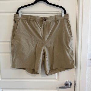Orvis Men's Khaki Shorts